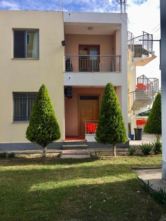 Shyqi Apartments Velipojë Eksteriør billede